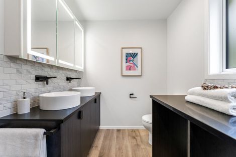 Photo of property in 94 Hocken Street, Kenmure, Dunedin, 9011
