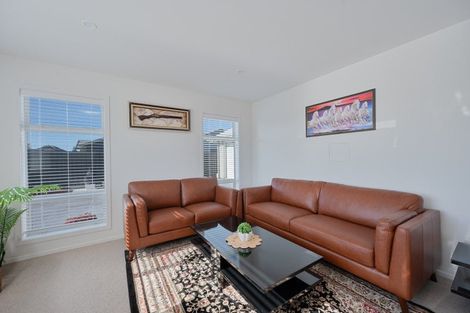 Photo of property in 17 Rangataiki Place, Te Awa, Napier, 4110