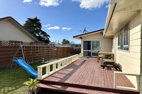 Photo of property in 20 Tawhara Place, Edgecumbe, 3120