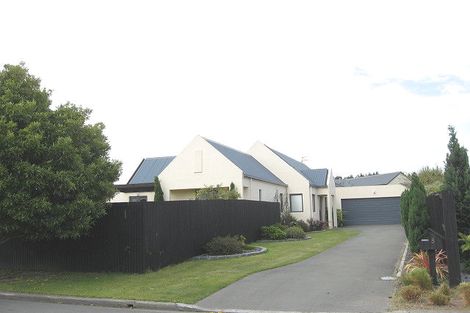 Photo of property in 3 Monterey Place, Parklands, Christchurch, 8083
