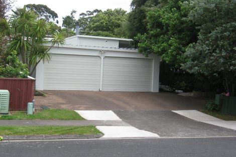 Photo of property in 81 Beechdale Crescent, Pakuranga Heights, Auckland, 2010