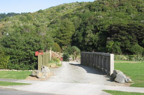 Photo of property in 33 Hookway Grove, Paraparaumu, 5032