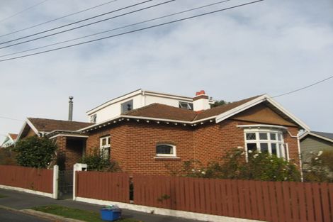 Photo of property in 2 Grandview Crescent, Opoho, Dunedin, 9010