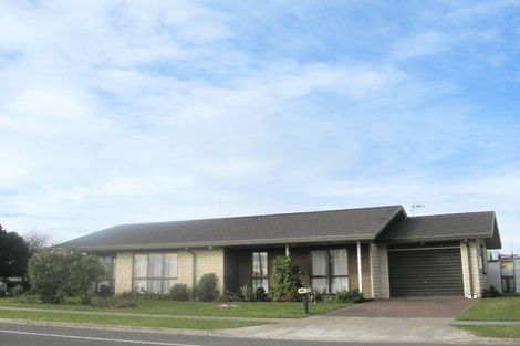 Photo of property in 901 Victoria Street, Parkvale, Hastings, 4122