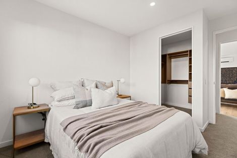 Photo of property in 28 Greystone Close, Halswell, 8025