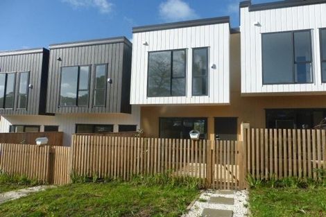 Photo of property in 1d Quincey Place, Massey, Auckland, 0614