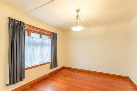 Photo of property in 19 Moffitt Street, Vogeltown, Wellington, 6021