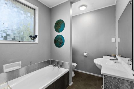 Photo of property in 21 Bowden Place, Whakatu, Hastings, 4102