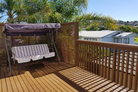 Photo of property in 114 Archers Road, Glenfield, Auckland, 0629