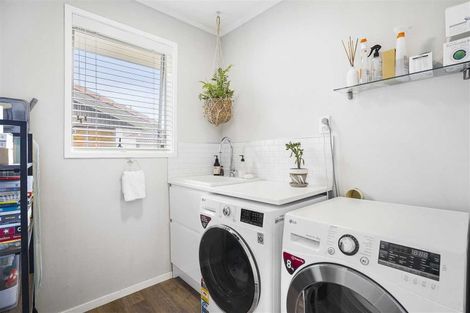 Photo of property in 5 Portree Place, Queenwood, Hamilton, 3210