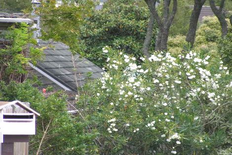 Photo of property in 2/15 Belle Vue Avenue, Northcote Point, Auckland, 0627