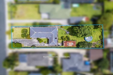 Photo of property in 13 Waione Avenue, Te Atatu Peninsula, Auckland, 0610