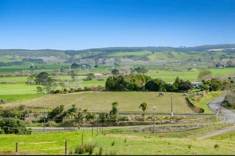 Photo of property in 95 Mangakura Road, Helensville, 0800