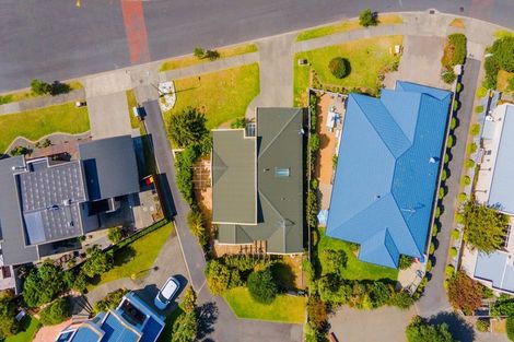 Photo of property in 11 Avion Terrace, Raumati Beach, Paraparaumu, 5032