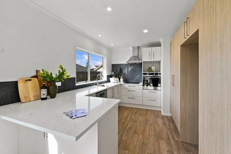 Photo of property in 81 Kinloch Drive, Bethlehem, Tauranga, 3110