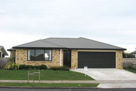 Photo of property in 8 Aldona Place, Fairview Downs, Hamilton, 3214