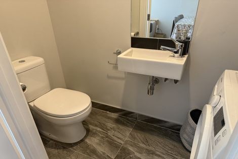 Photo of property in 25 Tokai Place, Glen Eden, 0602