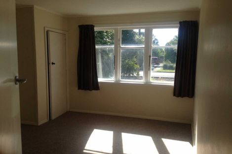 Photo of property in 12 Dickson Crescent, Hornby, Christchurch, 8042