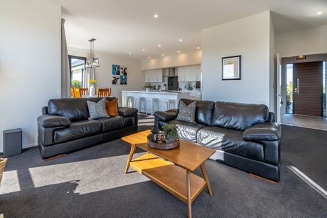 Photo of property in 14 Landsborough Drive, Darfield, 7571