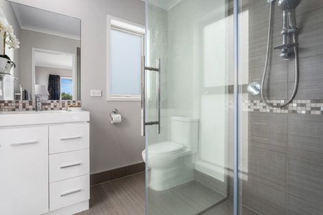 Photo of property in 6 Omega Place, Coastlands, Whakatane, 3120