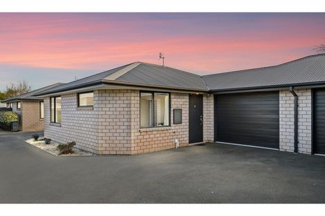 Photo of property in 3/191 Gayhurst Road, Dallington, Christchurch, 8061