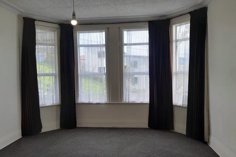 Photo of property in 9 Elm Row, Dunedin Central, Dunedin, 9016