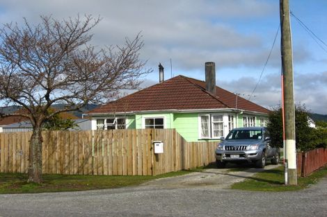 Photo of property in 88 Buller Road, Reefton, 7830