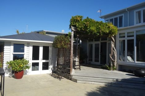 Photo of property in 54 Hamilton Avenue, Ilam, Christchurch, 8041