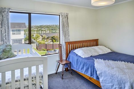 Photo of property in 31 Penryn Drive, Camborne, Porirua, 5026