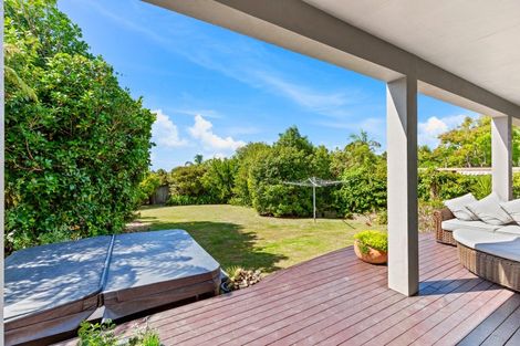 Photo of property in 12 Salem Place, Torbay, Auckland, 0630