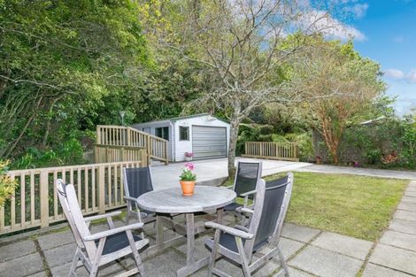 Photo of property in 3 Ranelagh Terrace, Karori, Wellington, 6012