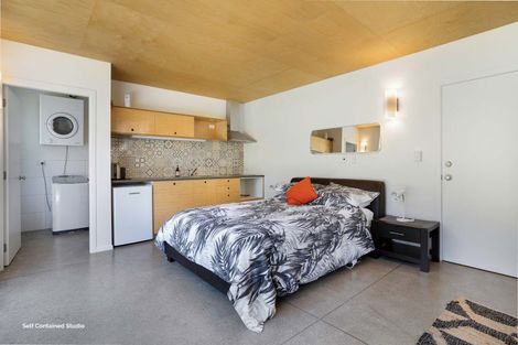 Photo of property in 13c Reading Street, Greytown, 5712