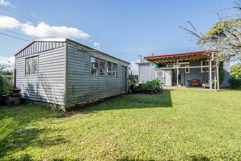Photo of property in 11 Great North Road, Te Kamo, Whangarei, 0112