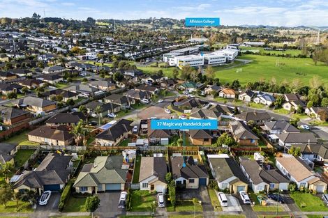 Photo of property in 37 Magic Way, Randwick Park, Auckland, 2105