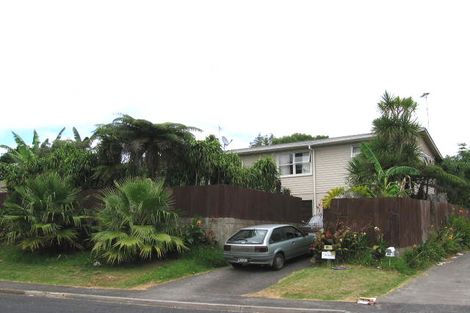 Photo of property in 42 Lauderdale Road, Birkdale, Auckland, 0626