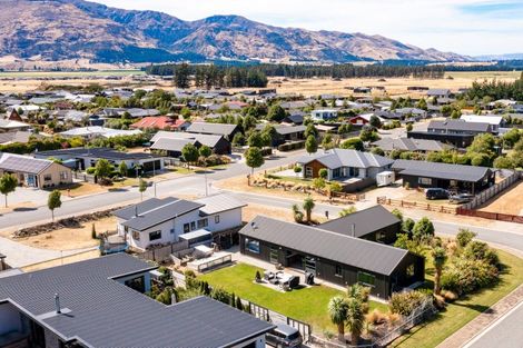 Photo of property in 7 Francis Lane, Lake Hawea, Wanaka, 9382