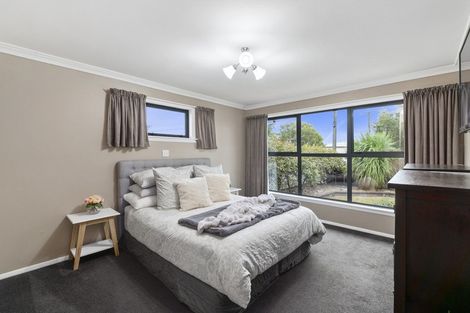 Photo of property in 14 Quinn Road, Levin, 5510