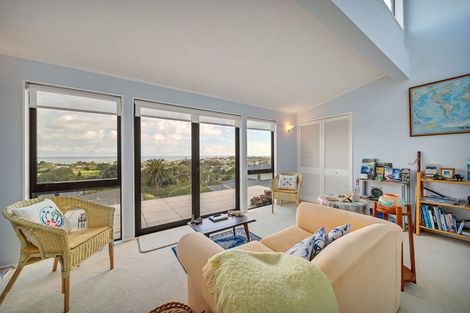 Photo of property in 12c Rimu Street, Strandon, New Plymouth, 4312