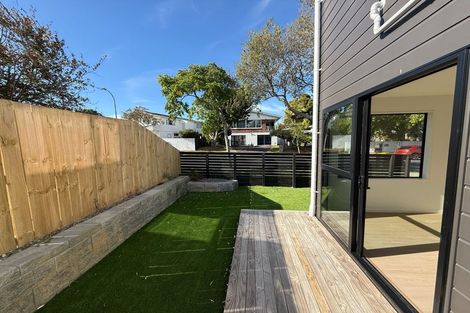 Photo of property in 25a Archmillen Avenue, Pakuranga Heights, Auckland, 2010