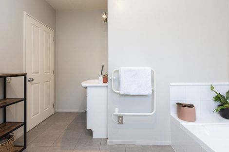 Photo of property in 8 Elmwood Drive, Prebbleton, 7604