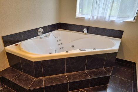 Photo of property in 143 Hall Road, Rangiriri, Te Kauwhata, 3782