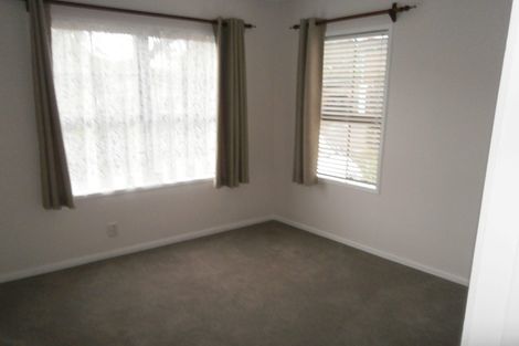 Photo of property in 54 Oaktree Avenue, Browns Bay, Auckland, 0630