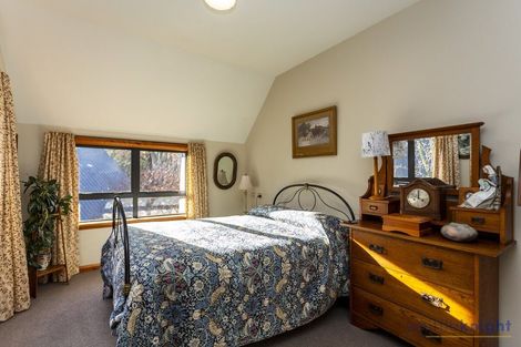 Photo of property in 374 Sawyers Arms Road, Harewood, Christchurch, 8051