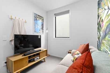 Photo of property in 13 Te Ara O Paetutu, Petone, Lower Hutt, 5012