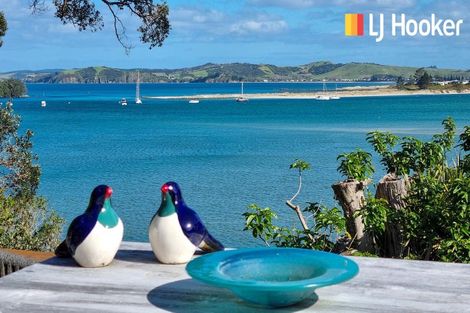 Photo of property in 417 Leigh Road, Whangateau, 0985