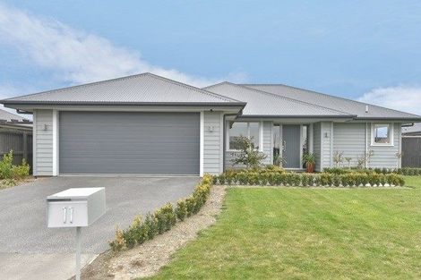 Photo of property in 11 Cassini Place, Leeston, 7632