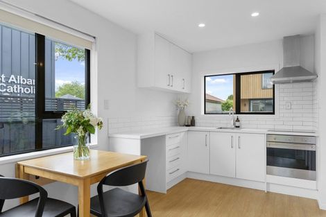 Photo of property in 2/60a Somme Street, St Albans, Christchurch, 8014