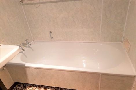 Photo of property in 5/31 Mana Avenue, Titahi Bay, Porirua, 5022