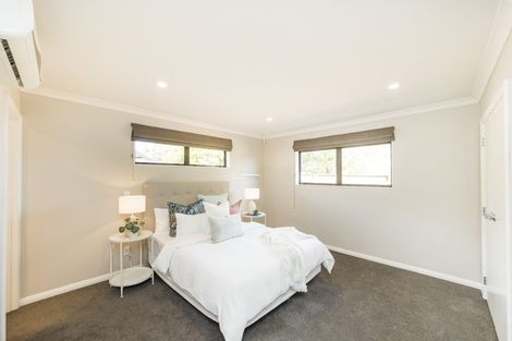 Photo of property in 128 Hillcrest Drive, Kelvin Grove, Palmerston North, 4414