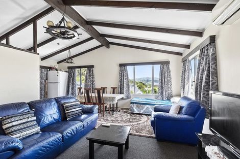 Photo of property in 175 Seatoun Heights Road, Seatoun, Wellington, 6022